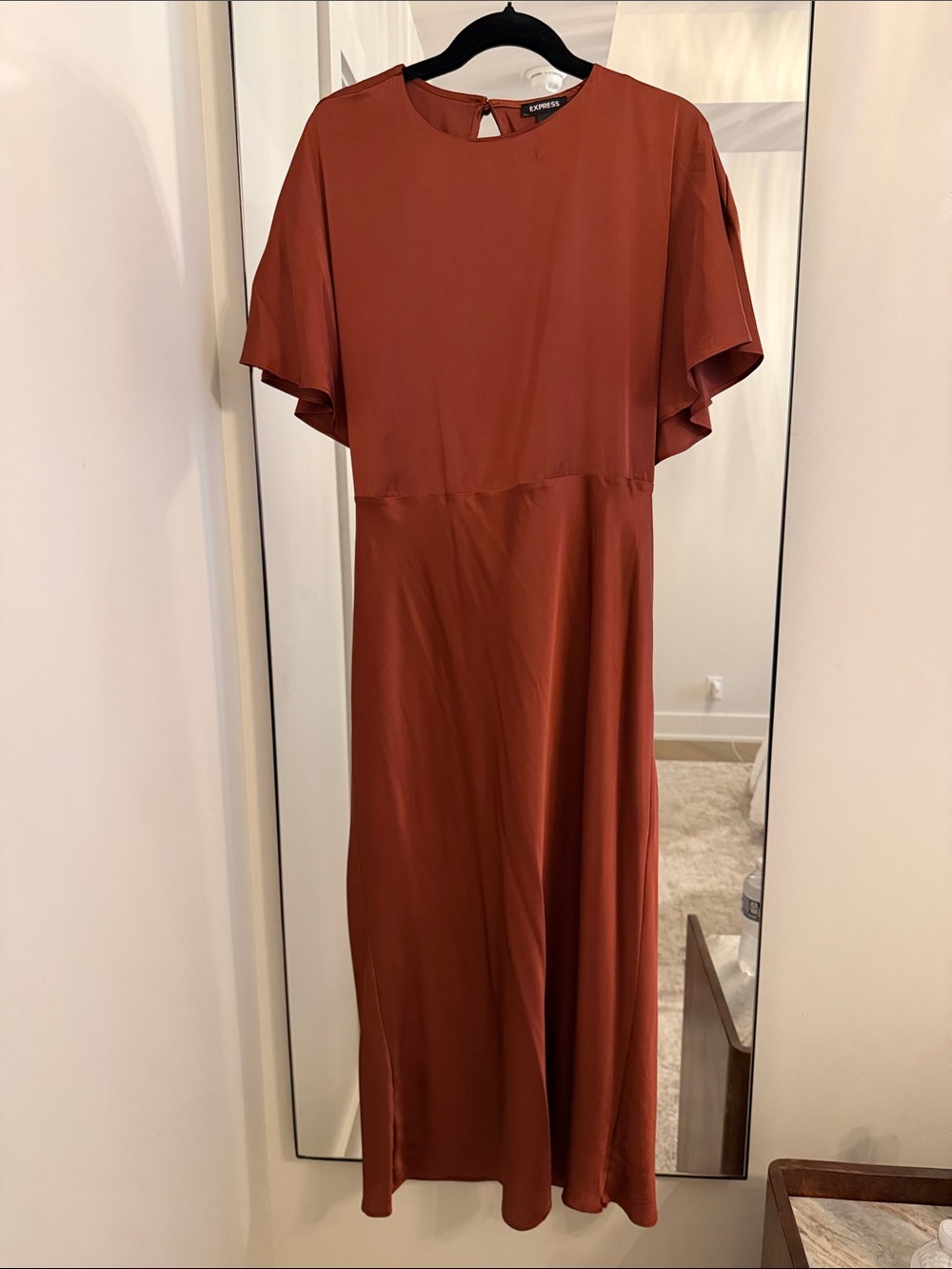Express Rust-Red Maxi Dress with Flutter Sleeves